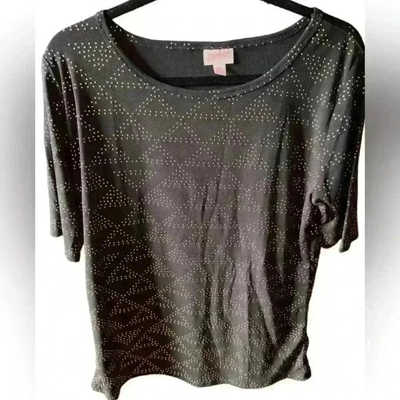 Lularoe 2X black Gigi top with gold raised dots From the elegant collection. - Picture 1 of 8